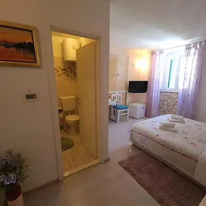 https://private-room-in-the-center-of-split.splithotels.org