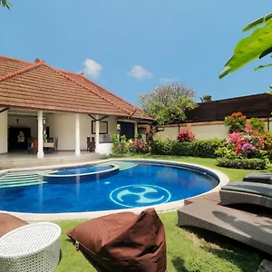Villa Heliconia 